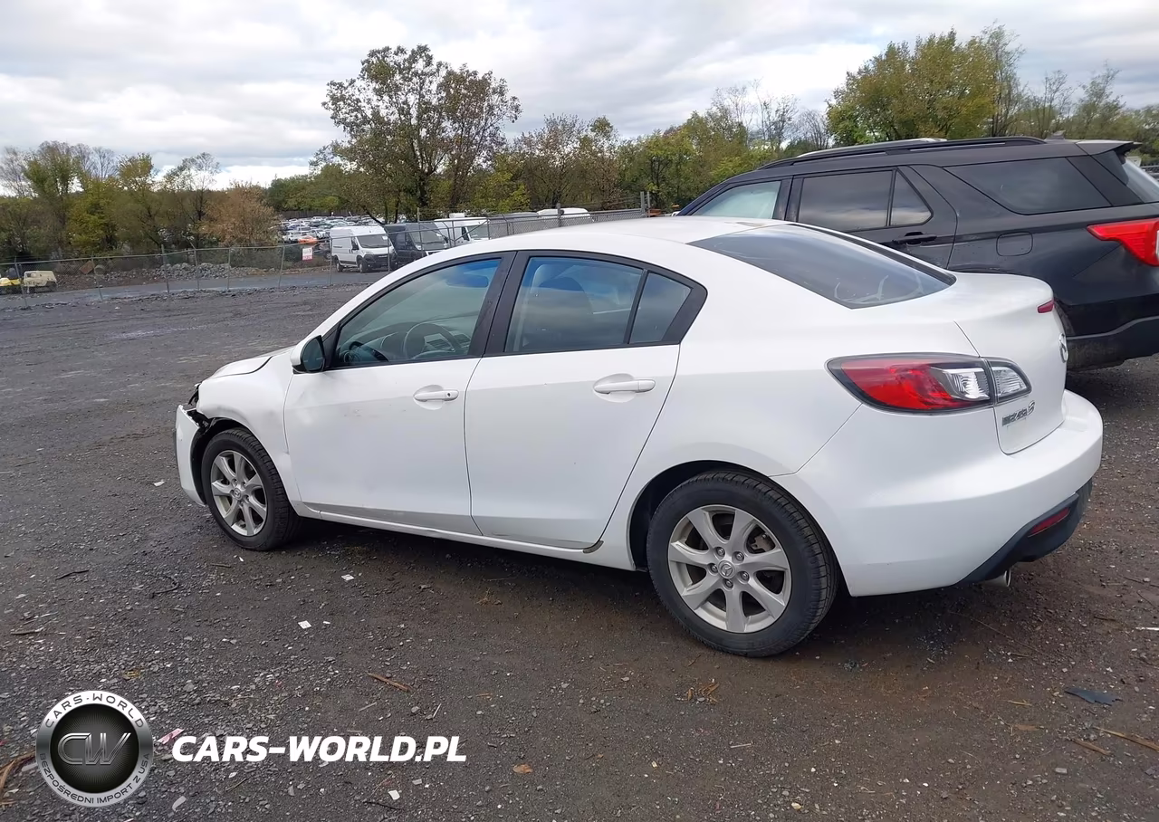 2011 Mazda Mazda3 I Touring VIN:JM1BL1VG8B1499154 - 14