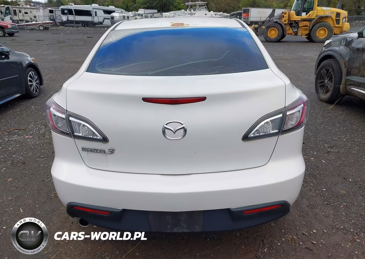 2011 Mazda Mazda3 I Touring VIN:JM1BL1VG8B1499154 - 16