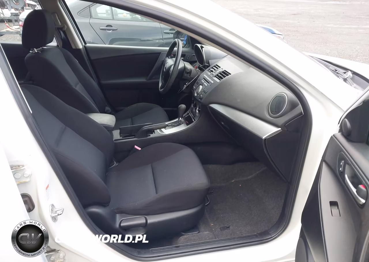 2011 Mazda Mazda3 I Touring VIN:JM1BL1VG8B1499154 - 5