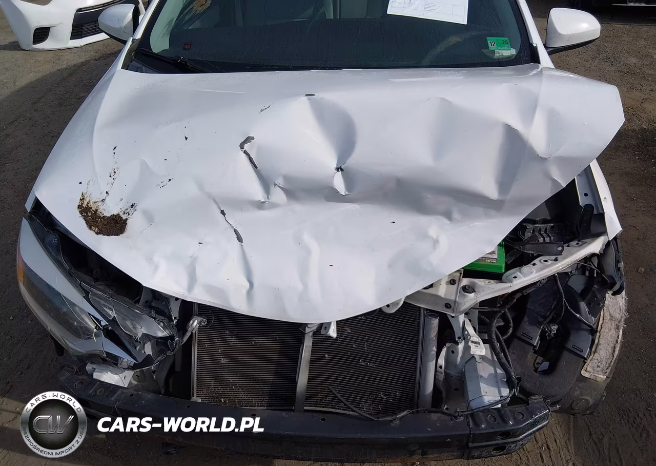 2015 Toyota Corolla Le VIN:2T1BURHE2FC472913 - 10