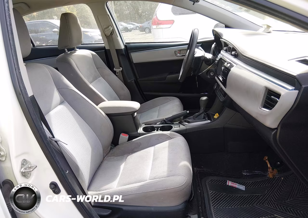 2015 Toyota Corolla Le VIN:2T1BURHE2FC472913 - 5