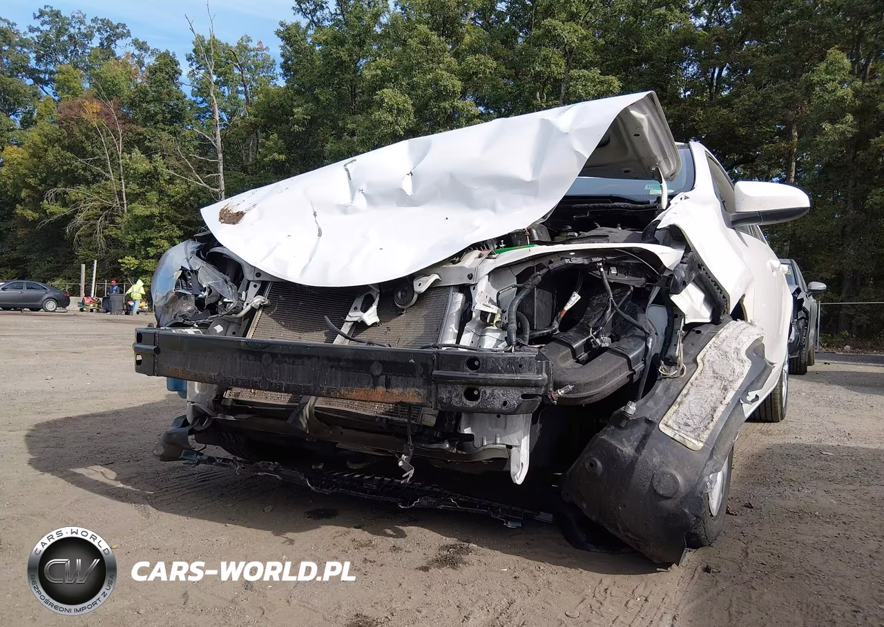 2015 Toyota Corolla Le VIN:2T1BURHE2FC472913 - 6