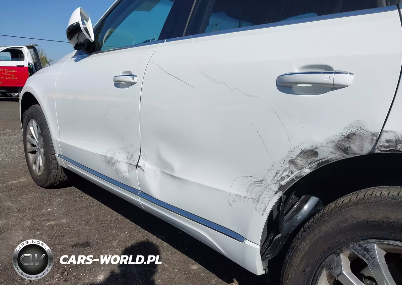 2015 Audi Q5 2.0T Premium VIN:WA1LFAFP1FA112700 - 12