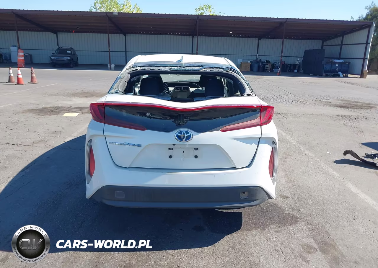 2017 Toyota Prius Prime Plus VIN:JTDKARFP8H3066420 - 16