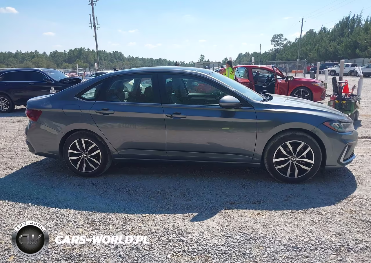 2026 Volkswagen Jetta Se VIN:3VW7W7BU3TM031943 - 13
