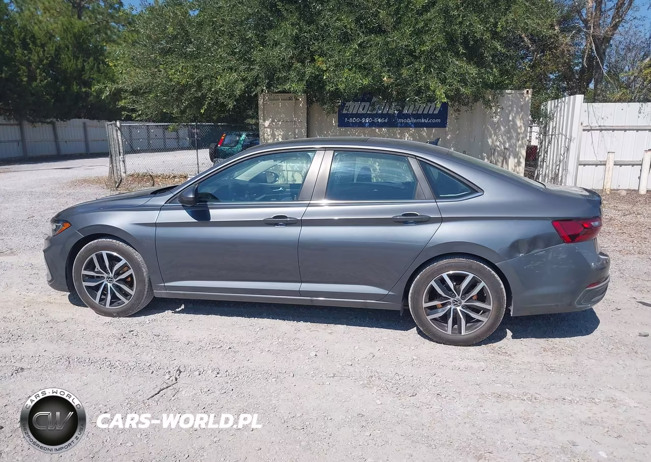 2026 Volkswagen Jetta Se VIN:3VW7W7BU3TM031943 - 14