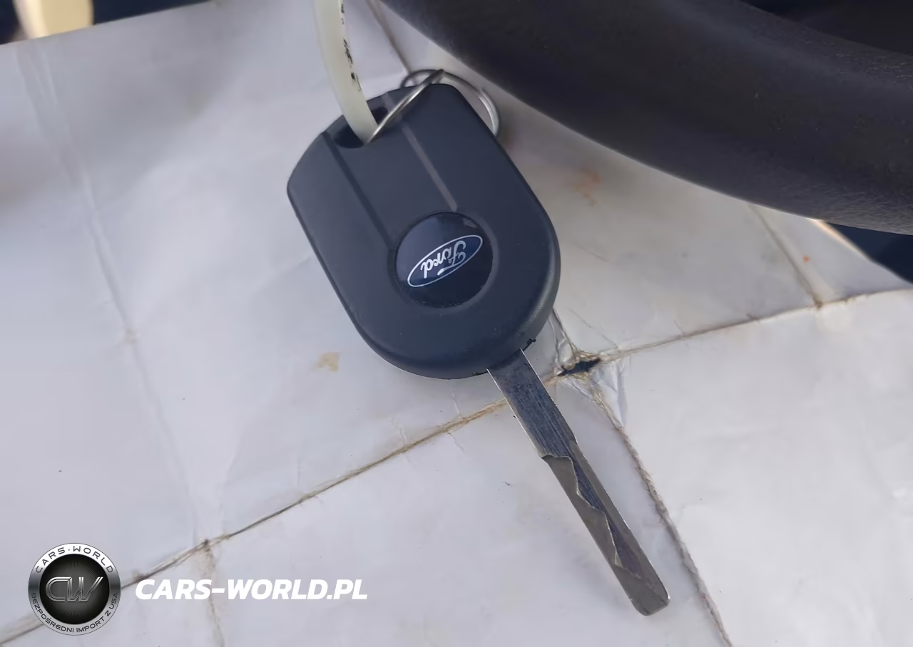 2016 Ford Transit-250 VIN:1FTYR1ZM6GKA51148 - 11