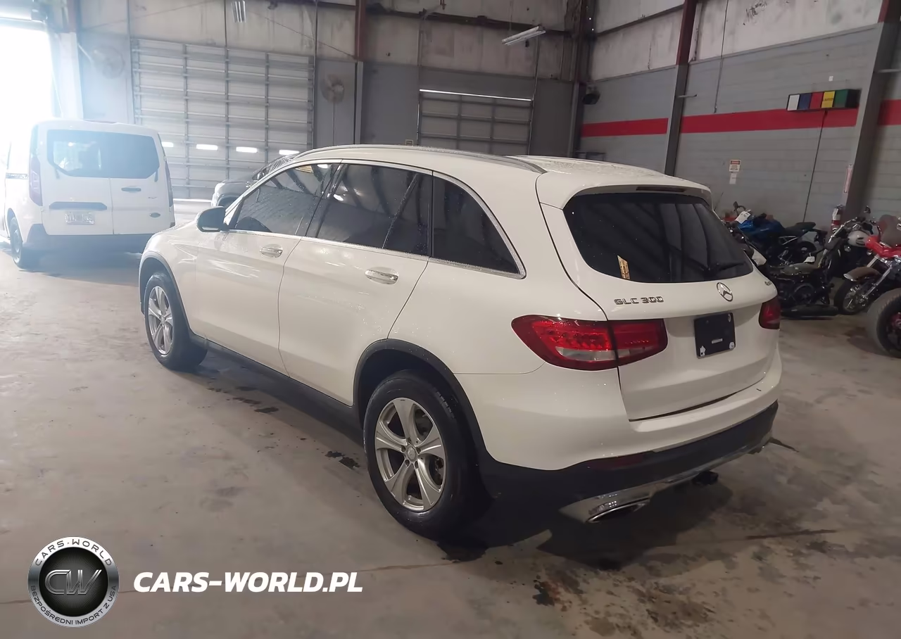 2017 Mercedes-Benz Glc 300 4Matic VIN:WDC0G4KB5HF141439 - 3