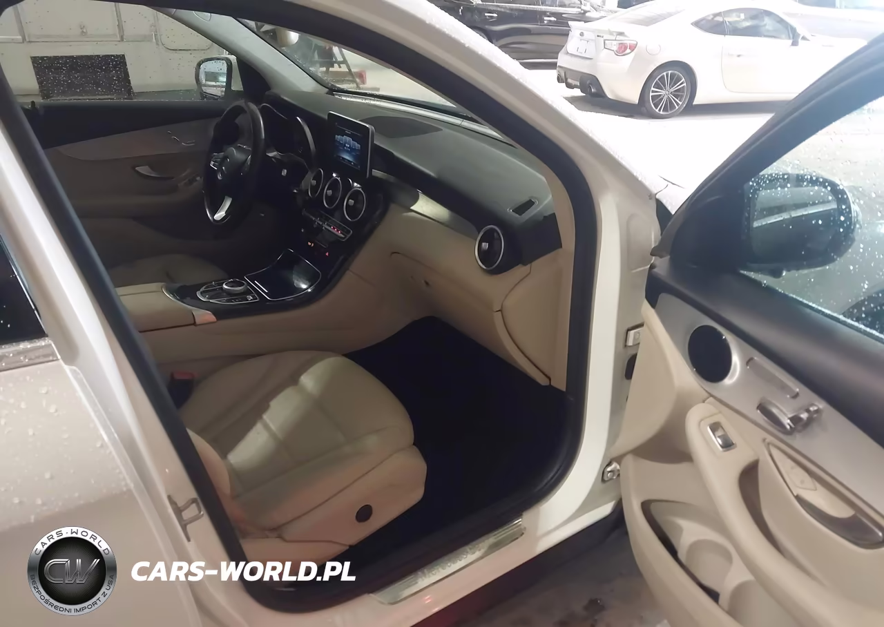 2017 Mercedes-Benz Glc 300 4Matic VIN:WDC0G4KB5HF141439 - 5