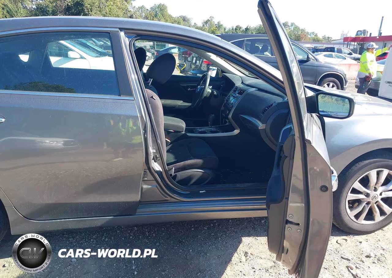 2014 Nissan Altima 2.5 S VIN:1N4AL3AP1EC419236 - 5