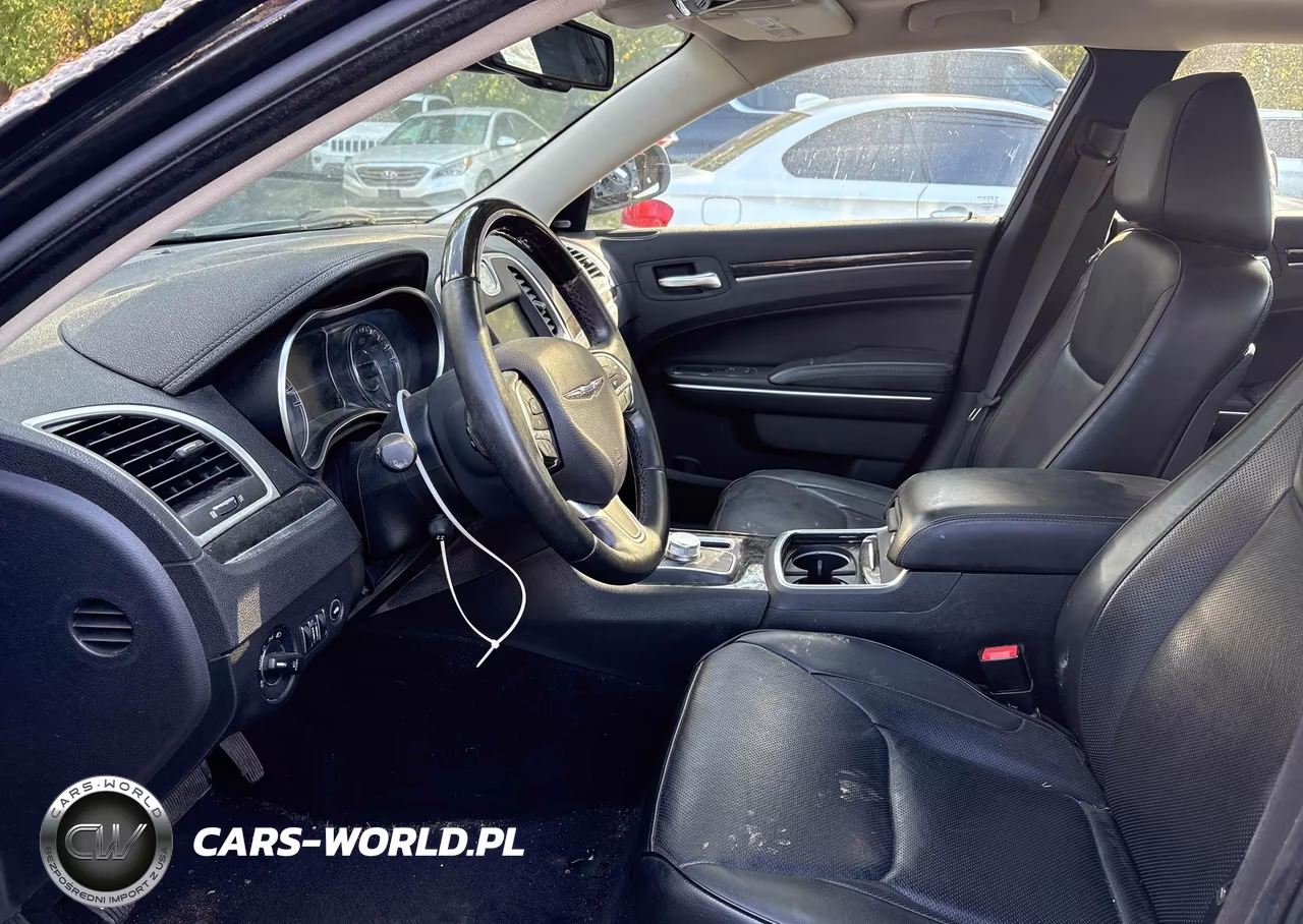 2016 Chrysler 300C VIN:2C3CCAKG8GH270141 - 5