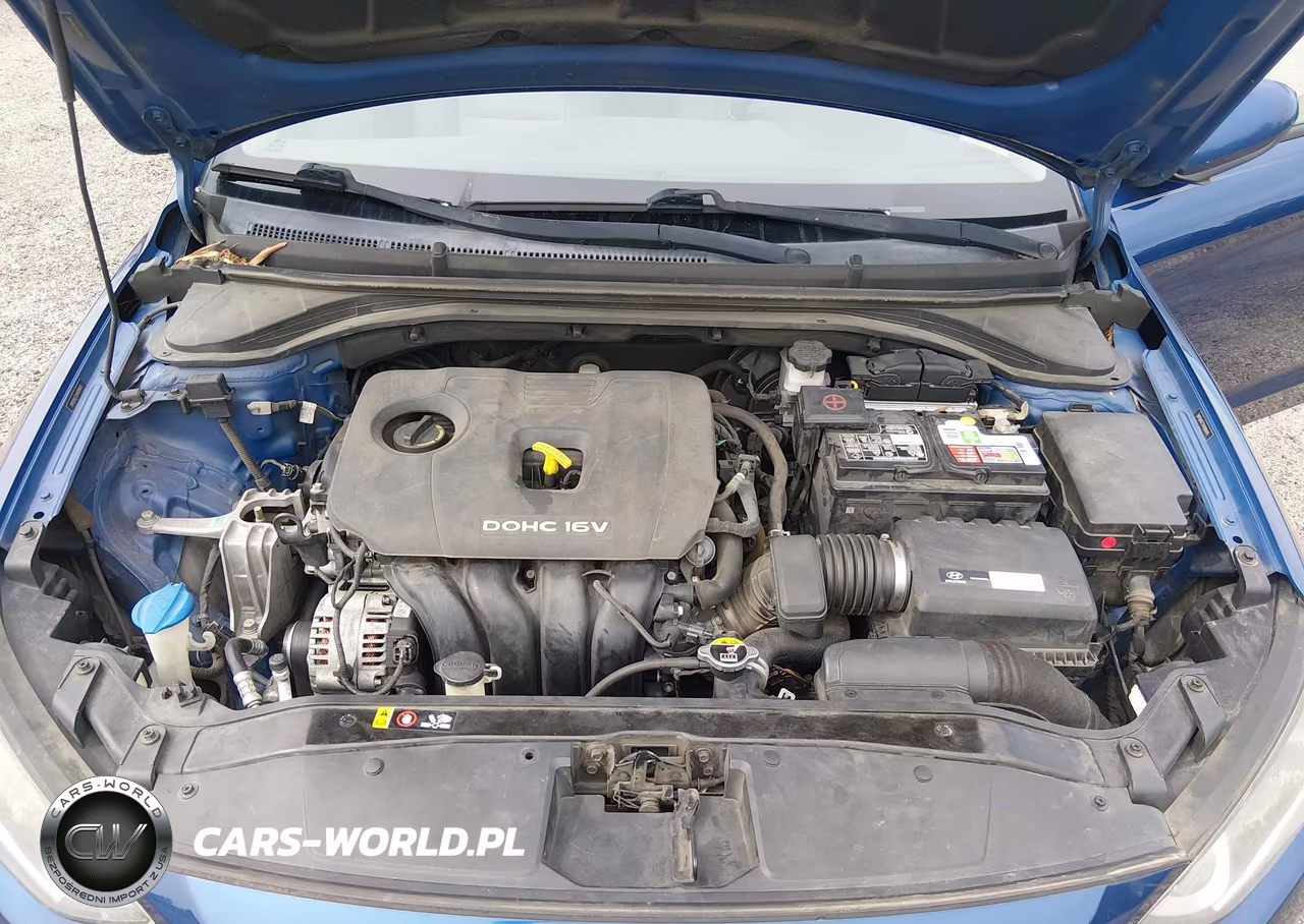 2017 Hyundai Elantra Se VIN:5NPD84LF2HH084645 - 10