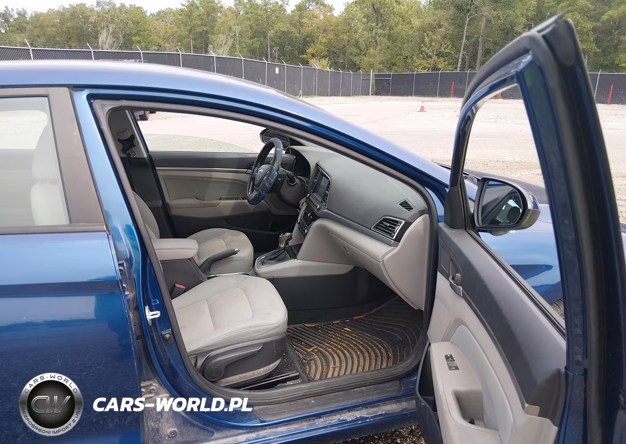 2017 Hyundai Elantra Se VIN:5NPD84LF2HH084645 - 5