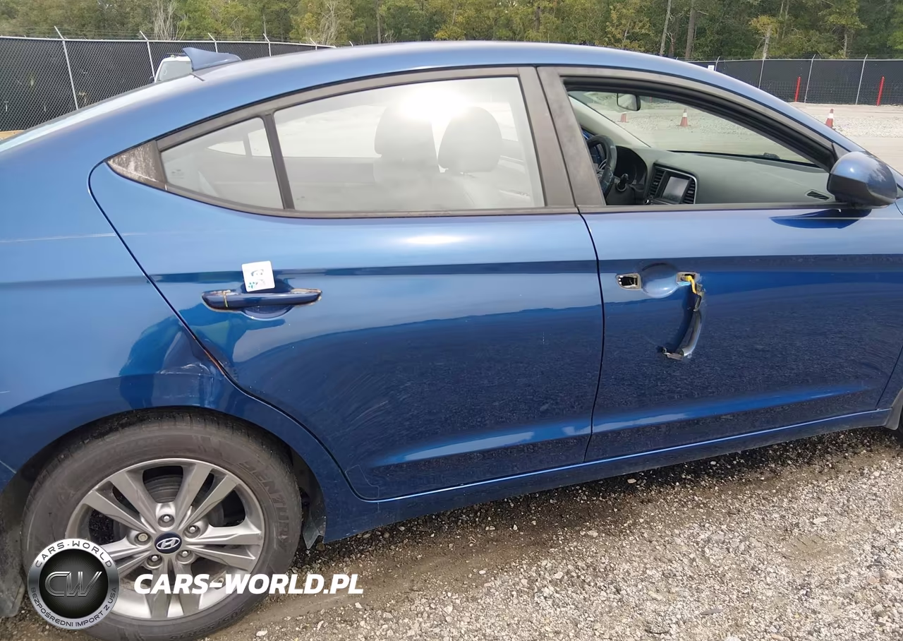 2017 Hyundai Elantra Se VIN:5NPD84LF2HH084645 - 6