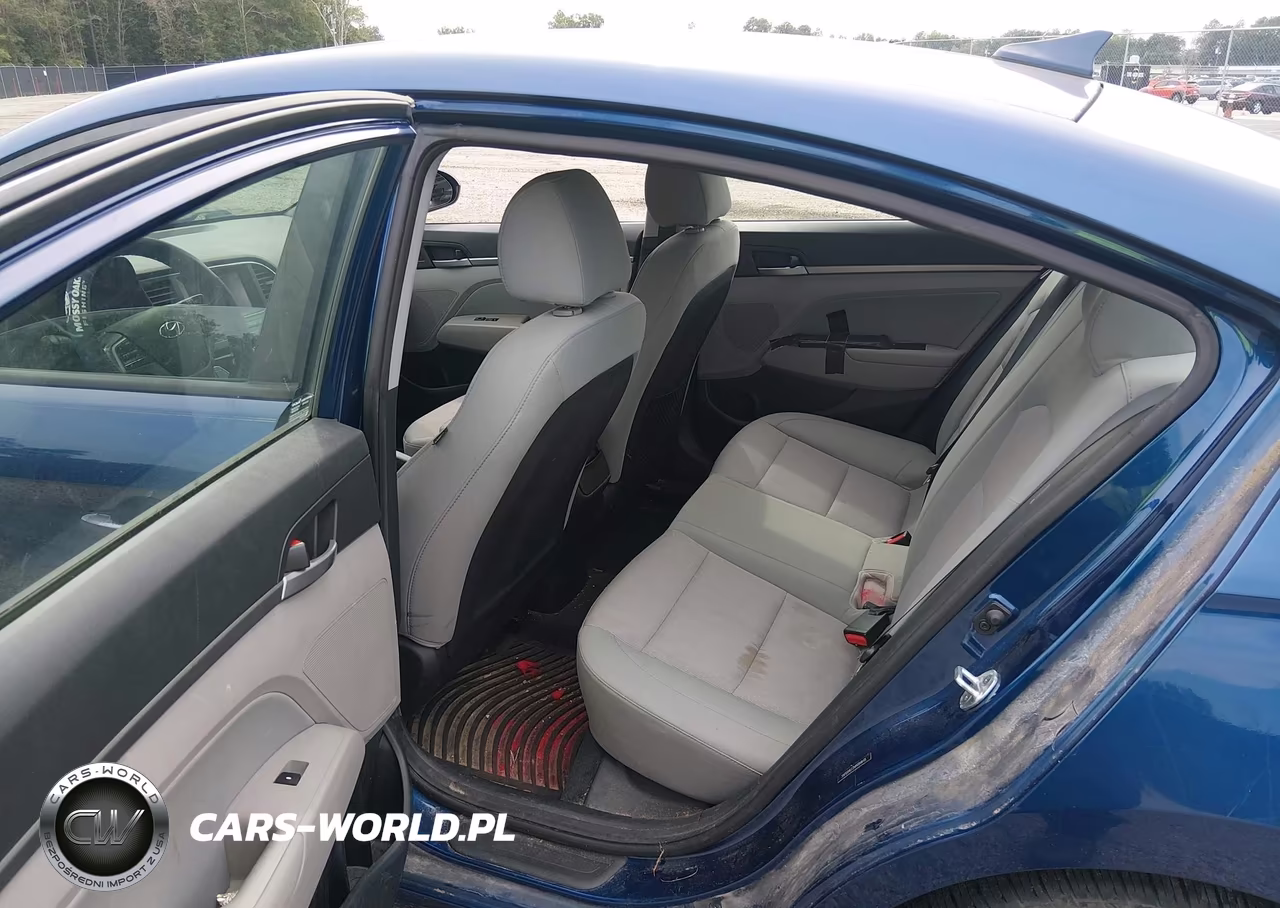 2017 Hyundai Elantra Se VIN:5NPD84LF2HH084645 - 8