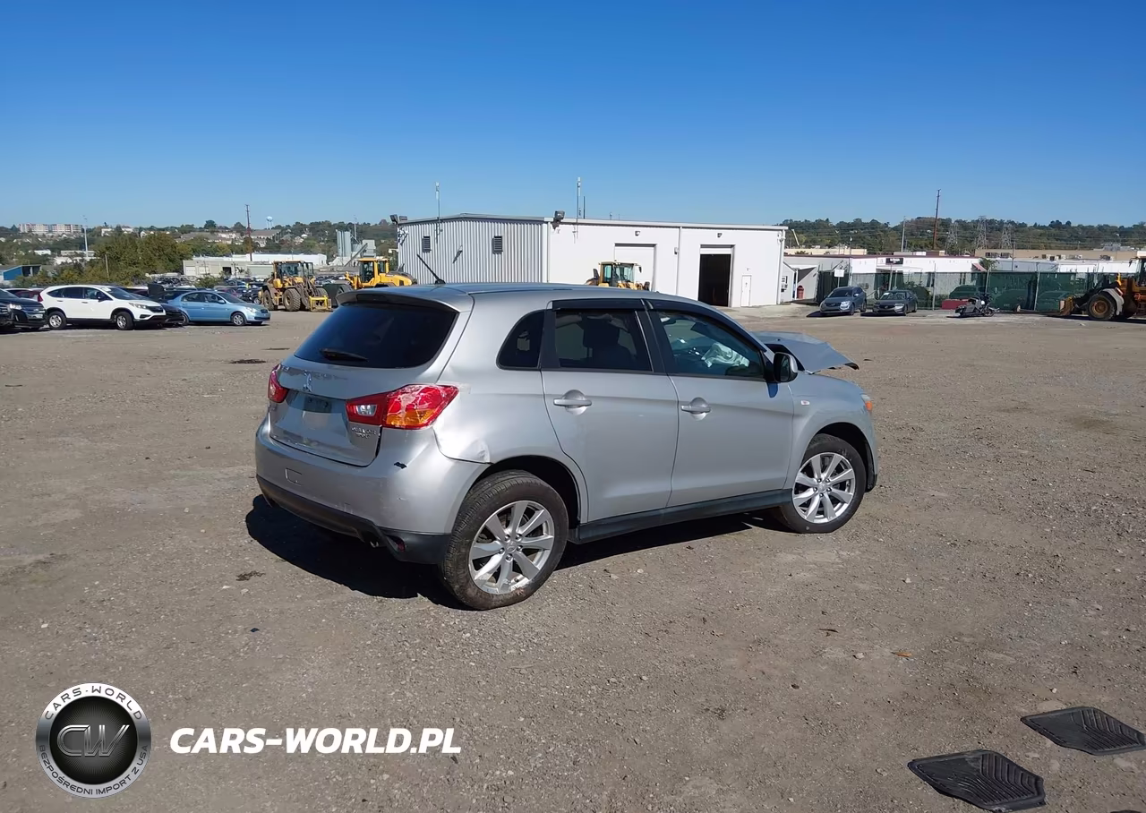 2015 Mitsubishi Outlander Sport Es VIN:4A4AP3AU4FE004317 - 4