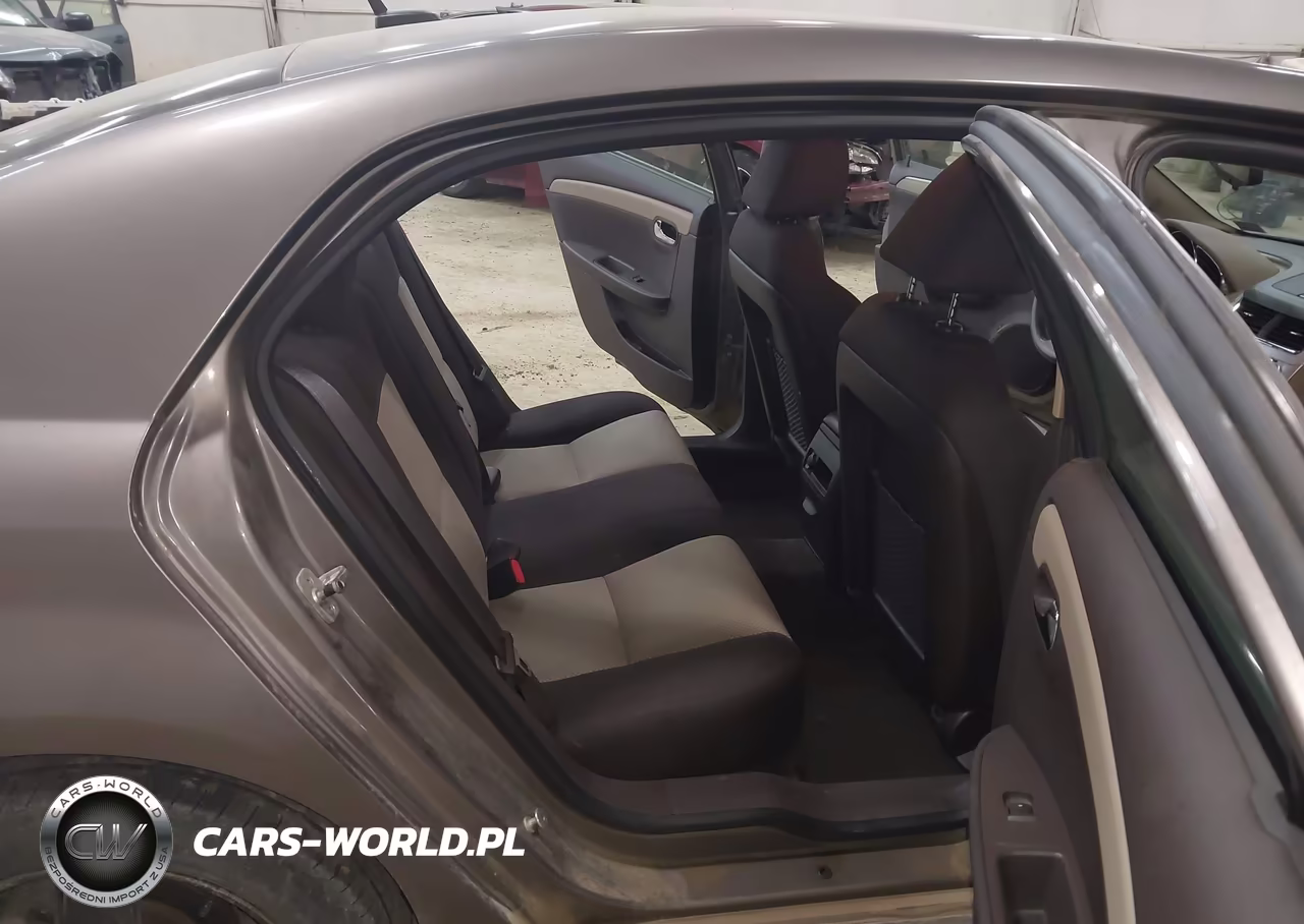 2010 Chevrolet Malibu Ls VIN:1G1ZB5EB7AF104050 - 8