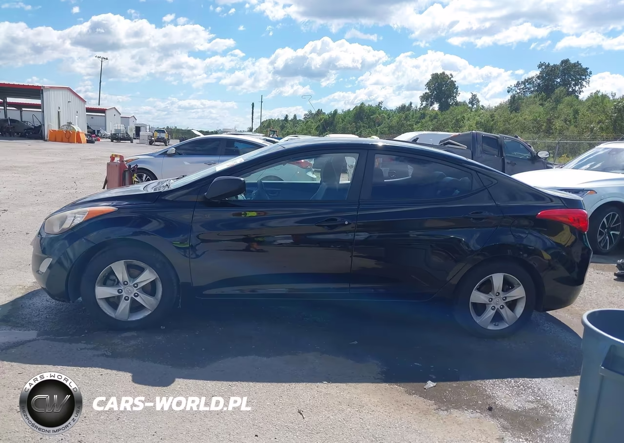 2013 Hyundai Elantra Gls VIN:KMHDH4AE1DU608082 - 14