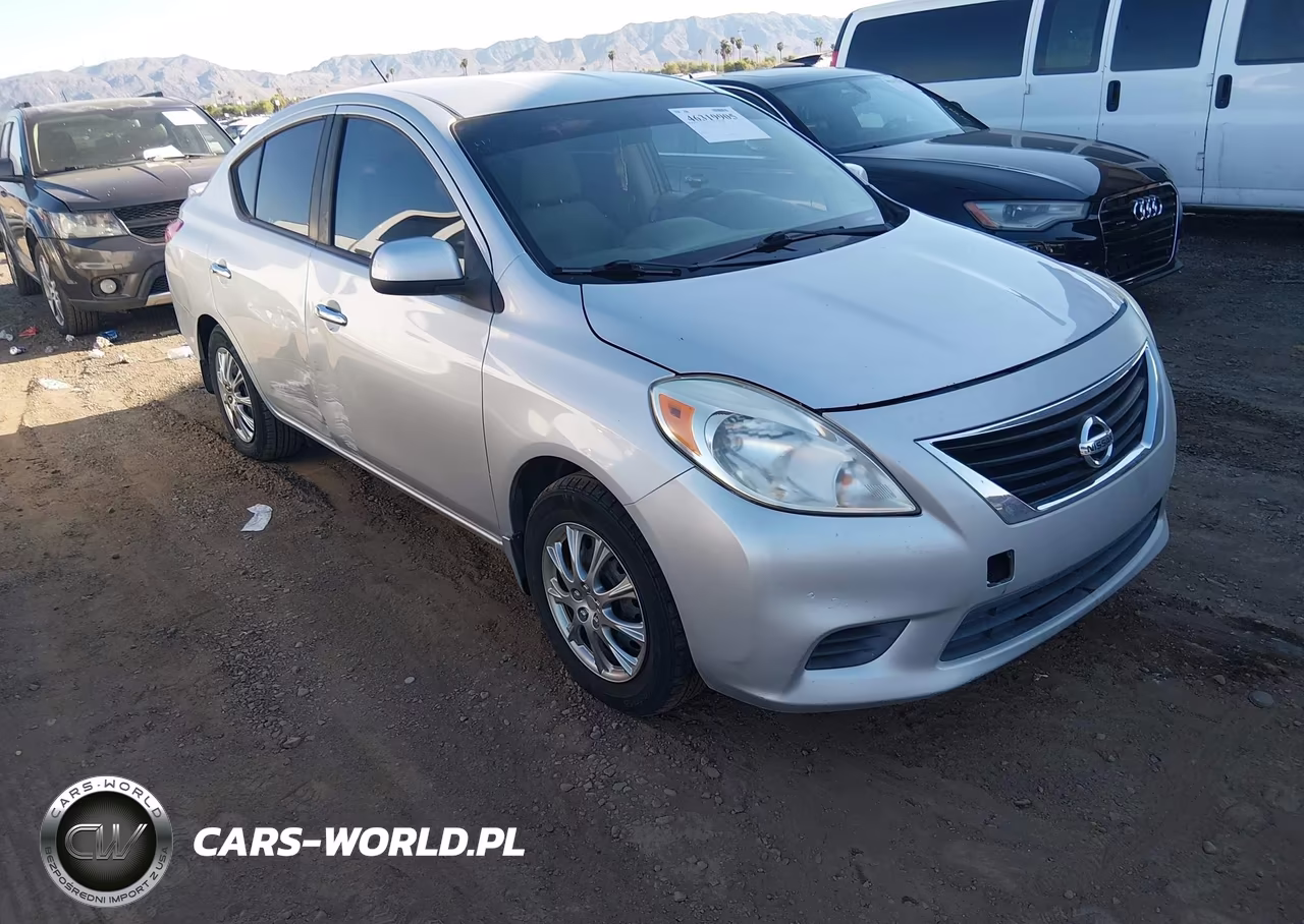 2013 Nissan Versa 1.6 Sv