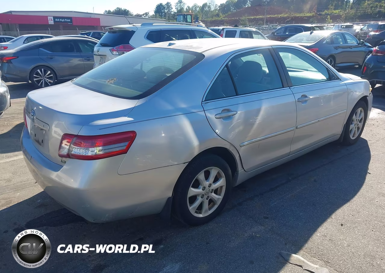 2011 Toyota Camry Le VIN:4T1BF3EK4BU753802 - 4