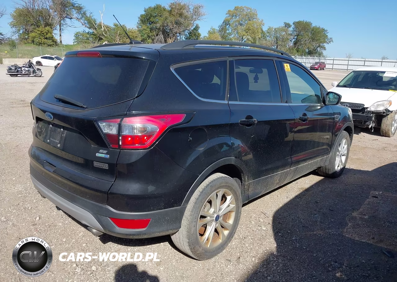 2018 Ford Escape Se VIN:1FMCU9GD4JUA32020 - 4