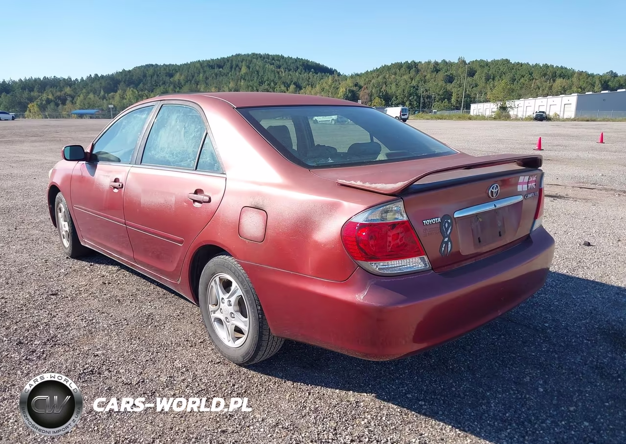 2006 Toyota Camry Le VIN:JTDBE32K263040291 - 3