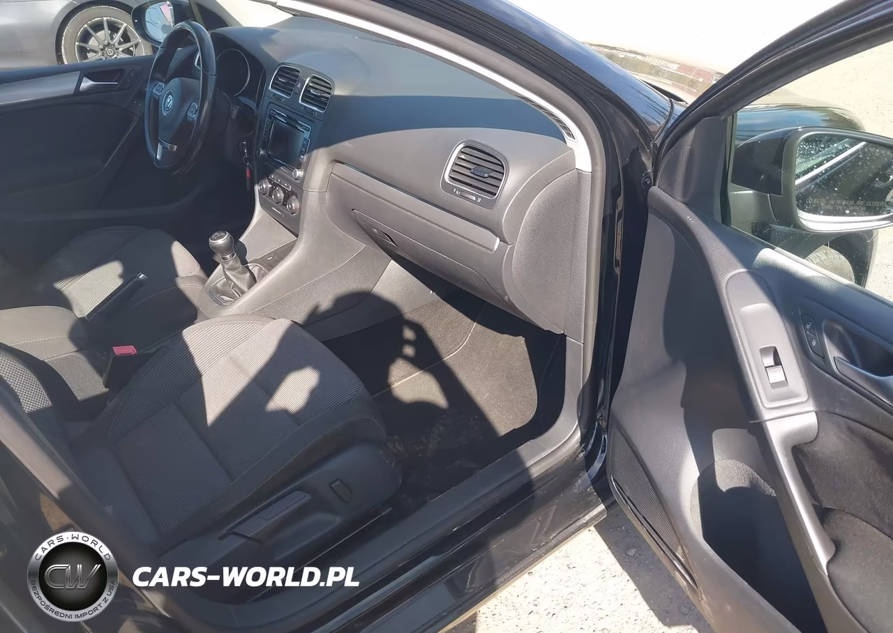 2014 Volkswagen Golf 2.0L Tdi VIN:WVWNM7AJ4EW006642 - 5
