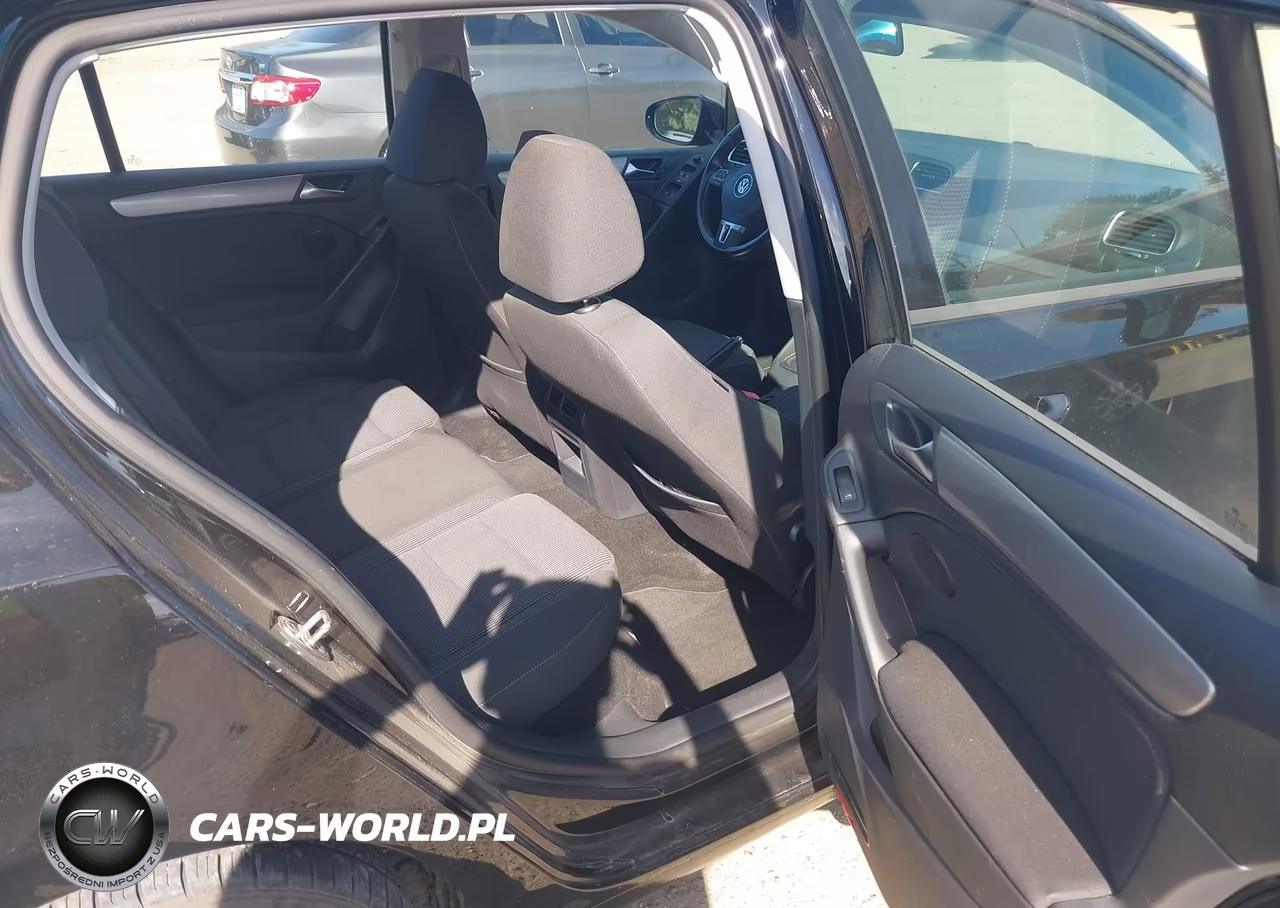 2014 Volkswagen Golf 2.0L Tdi VIN:WVWNM7AJ4EW006642 - 8