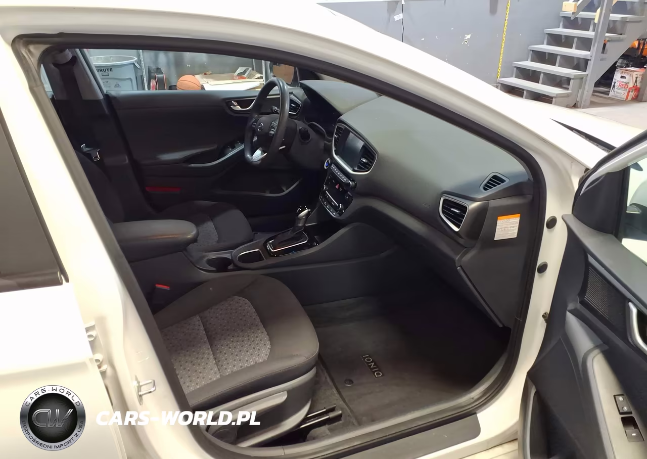 2019 Hyundai Ioniq Hybrid Blue VIN:KMHC65LC1KU160166 - 5