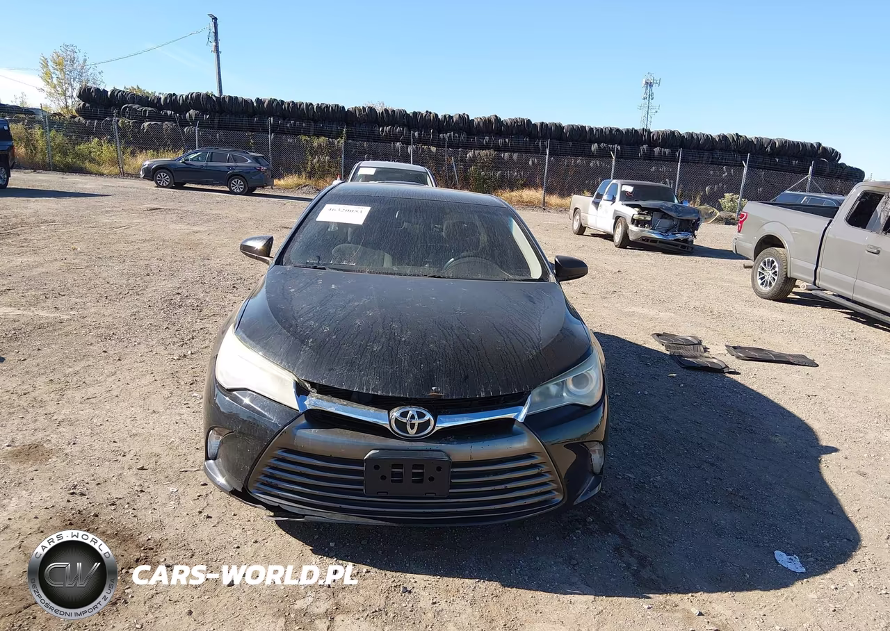 2016 Toyota Camry Le VIN:4T4BF1FK0GR570753 - 12