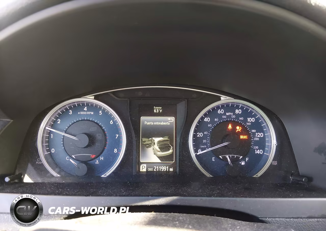 2016 Toyota Camry Le VIN:4T4BF1FK0GR570753 - 7