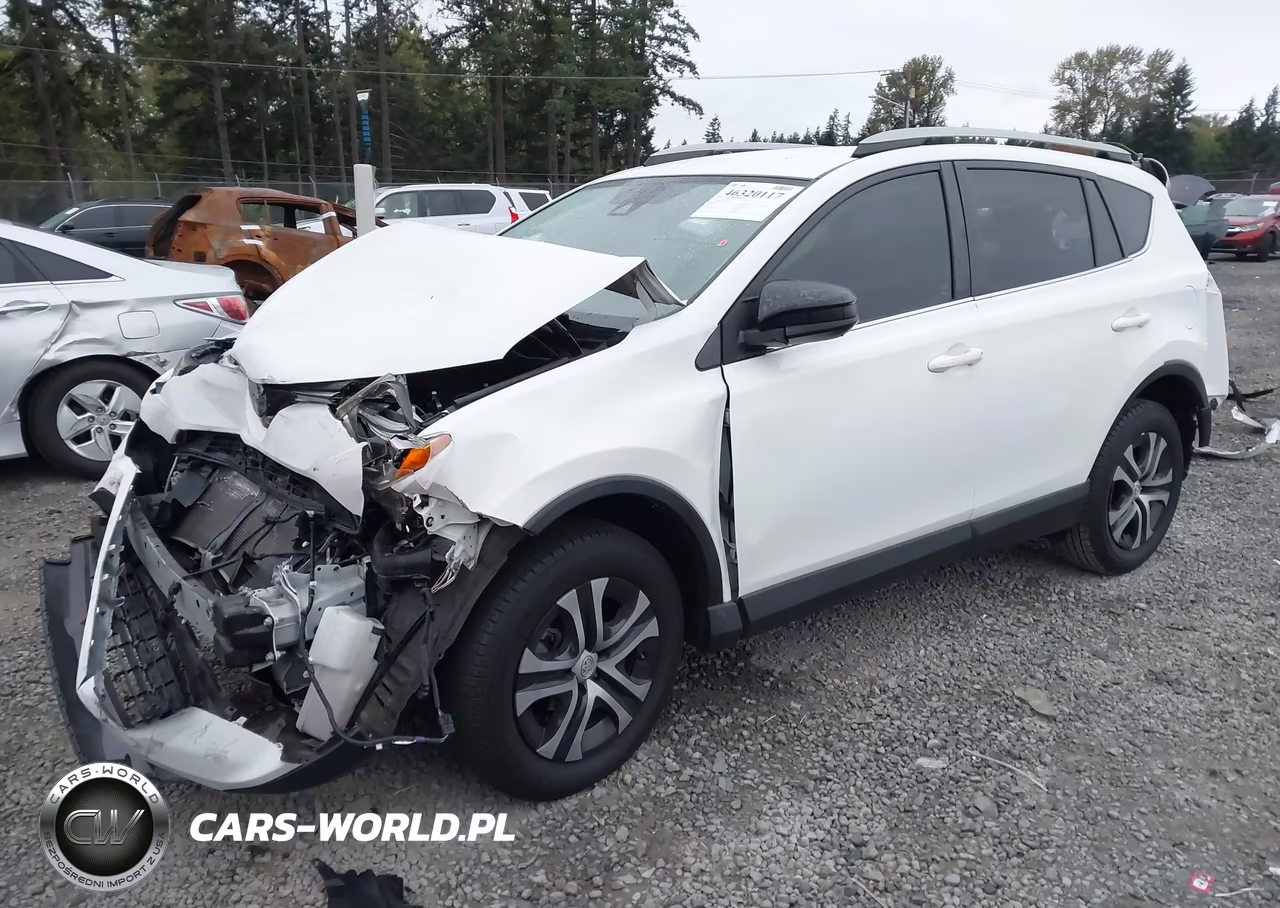 2018 Toyota Rav4 Le VIN:JTMZFREVXJJ735661 - 2