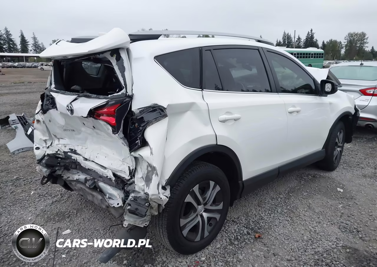 2018 Toyota Rav4 Le VIN:JTMZFREVXJJ735661 - 4