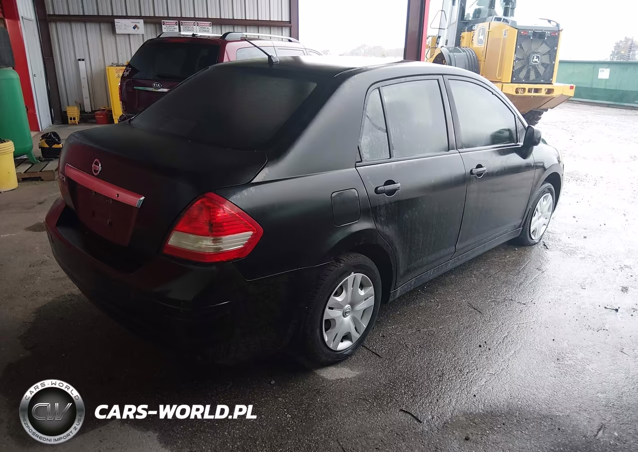 2011 Nissan Versa 1.8S VIN:3N1BC1AP0BL360735 - 4