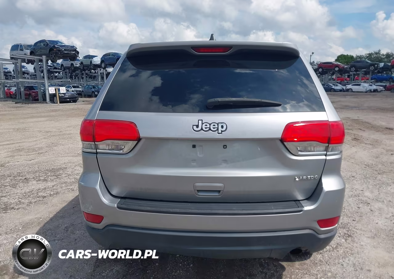 2015 Jeep Grand Cherokee Laredo VIN:1C4RJEAG6FC219288 - 17