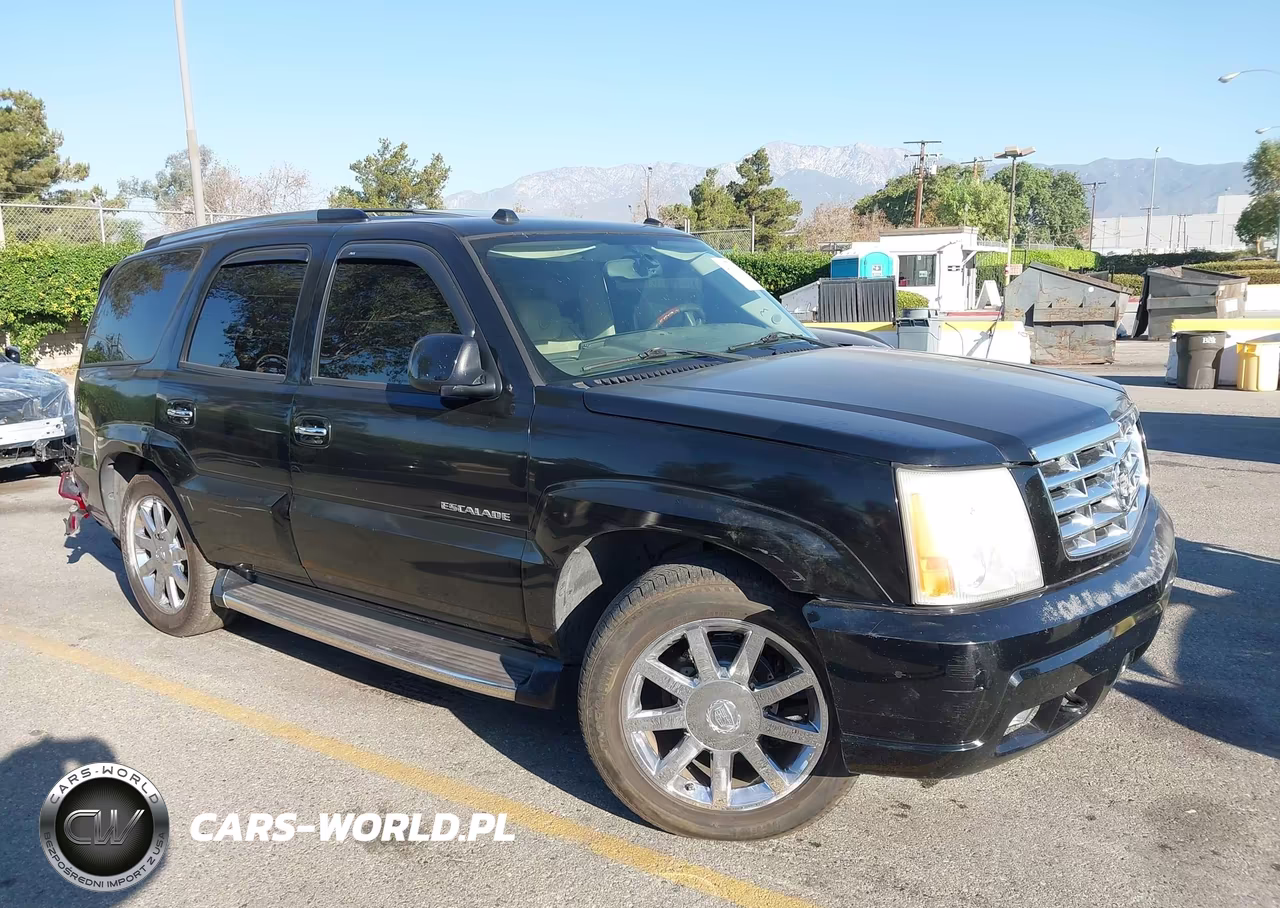 2004 Cadillac Escalade Standard