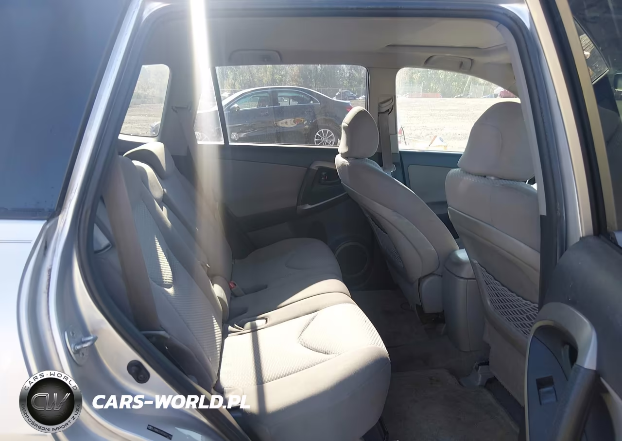 2007 Toyota Rav4 Limited V6 VIN:JTMBK31V076011795 - 8