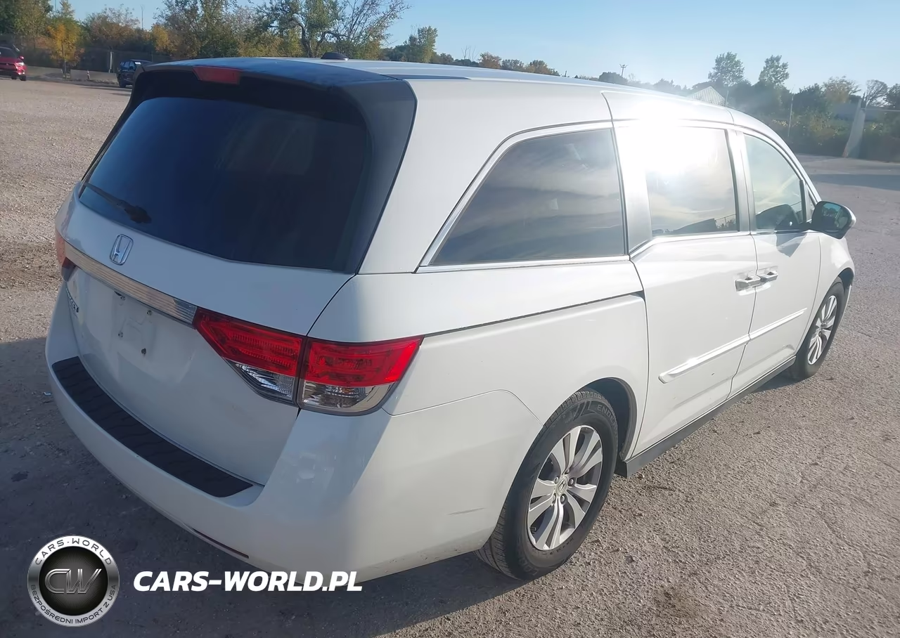 2015 Honda Odyssey Ex-L VIN:5FNRL5H63FB006065 - 4