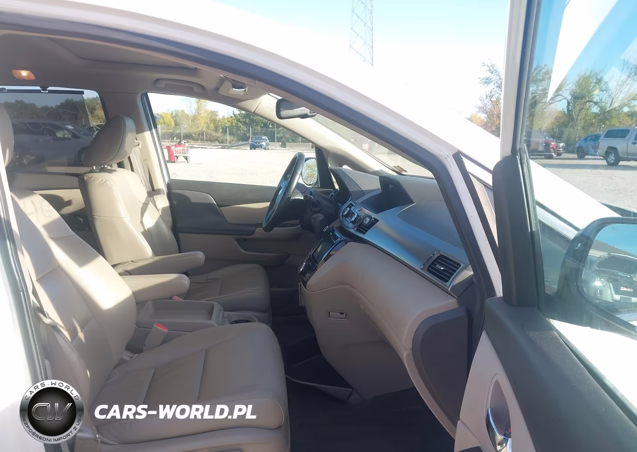 2015 Honda Odyssey Ex-L VIN:5FNRL5H63FB006065 - 5