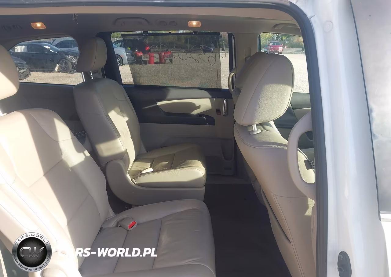 2015 Honda Odyssey Ex-L VIN:5FNRL5H63FB006065 - 8