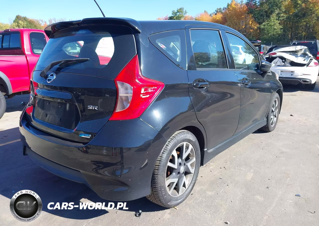 2015 Nissan Versa Note Sr VIN:3N1CE2CPXFL396777 - 4