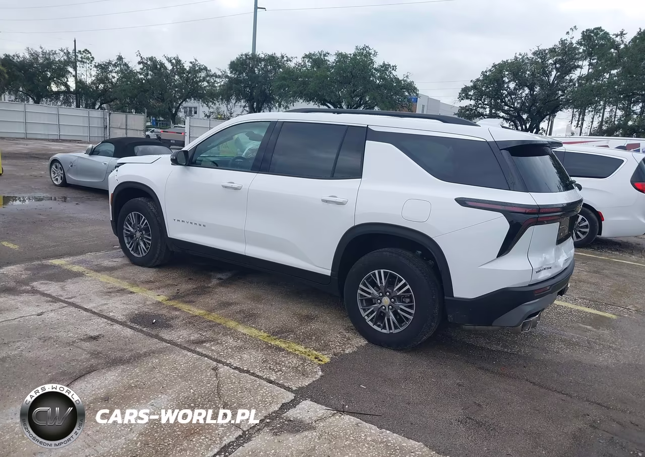 2026 Chevrolet Traverse Fwd Lt VIN:1GNERGKS2TJ148465 - 3