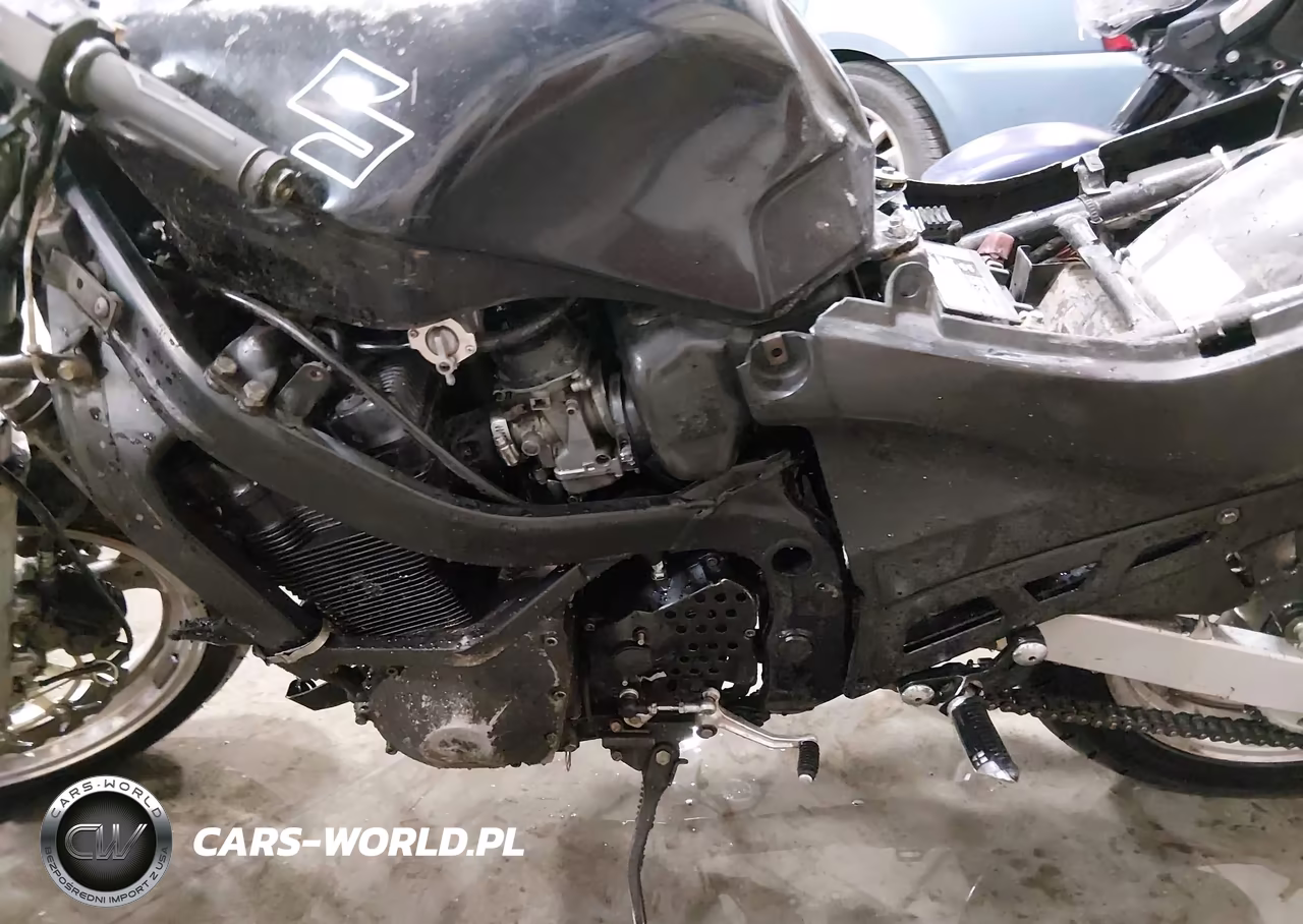 1990 Suzuki Gsx600 F VIN:JS1GN72A9L2104553 - 9
