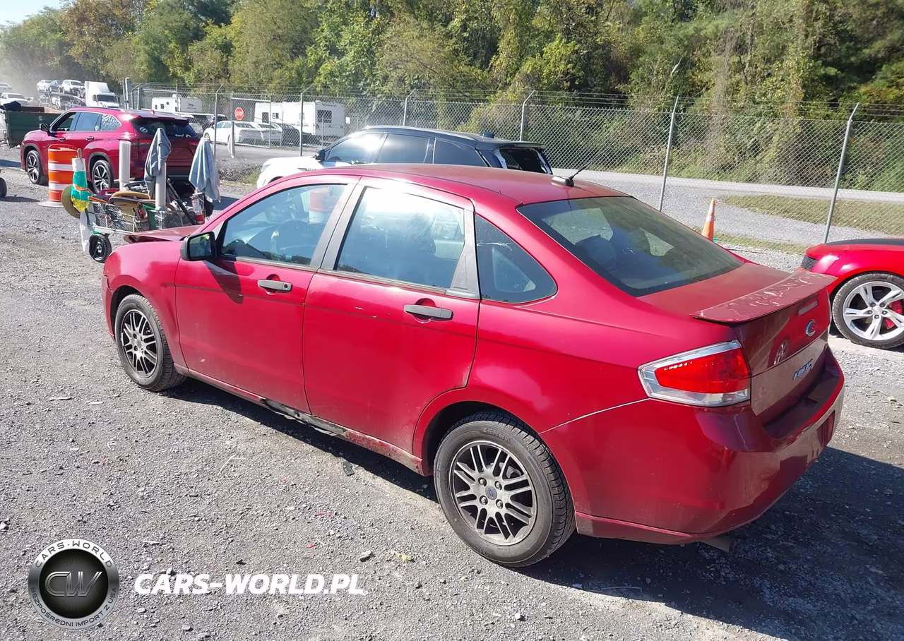 2010 Ford Focus Se VIN:1FAHP3FN5AW108198 - 3