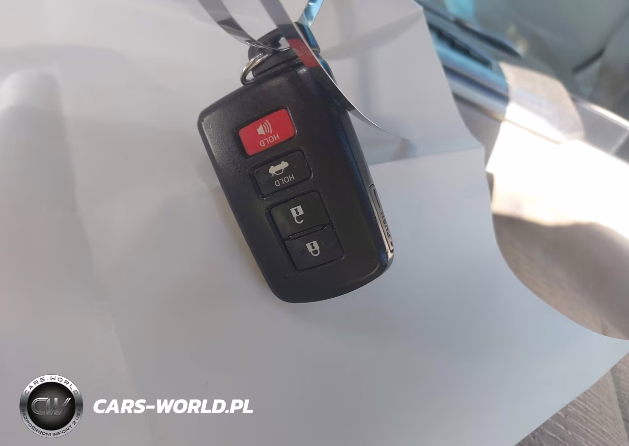 2013 Toyota Camry Hybrid Le VIN:4T1BD1FK9DU092585 - 11