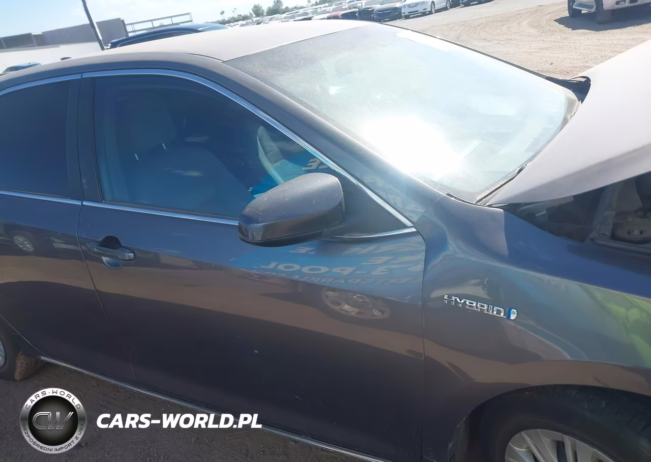 2013 Toyota Camry Hybrid Le VIN:4T1BD1FK9DU092585 - 13