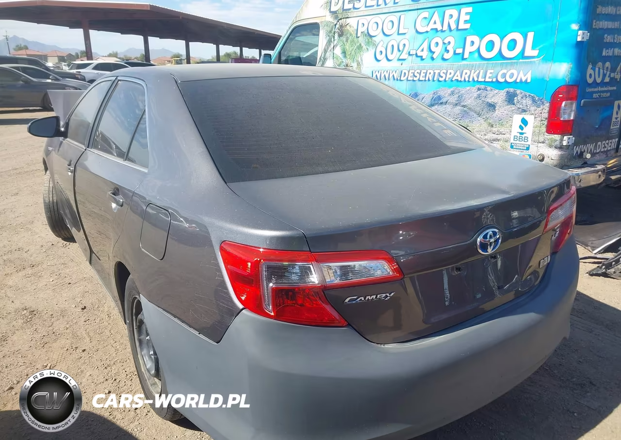 2013 Toyota Camry Hybrid Le VIN:4T1BD1FK9DU092585 - 3
