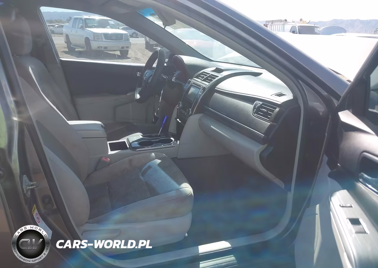 2013 Toyota Camry Hybrid Le VIN:4T1BD1FK9DU092585 - 5