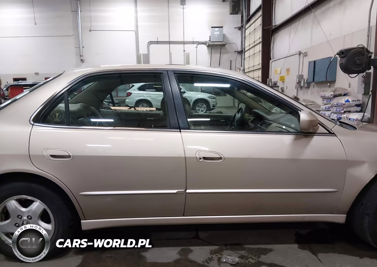 2000 Honda Accord 3.0 Ex VIN:1HGCG1656YA079277 - 13