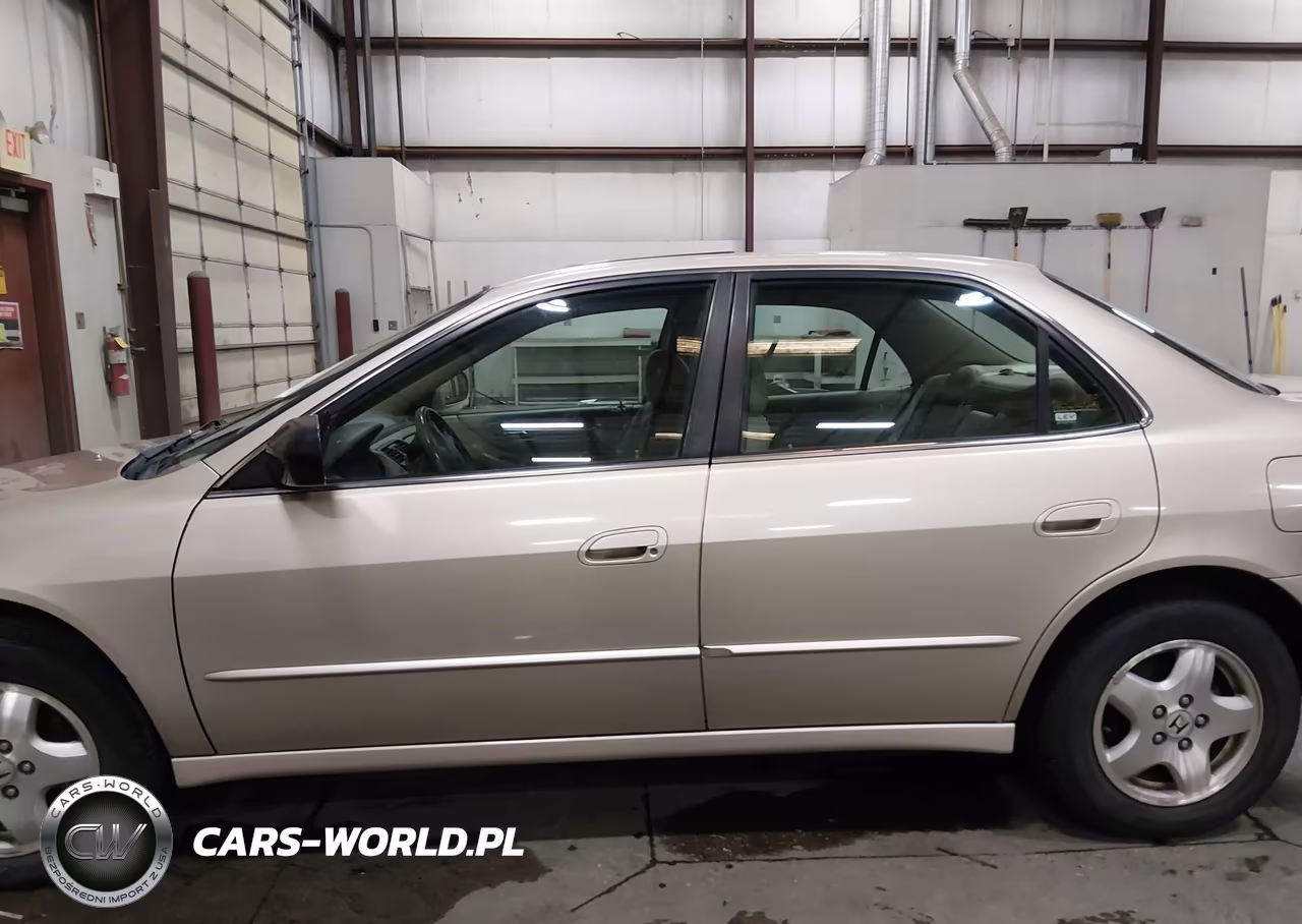 2000 Honda Accord 3.0 Ex VIN:1HGCG1656YA079277 - 14